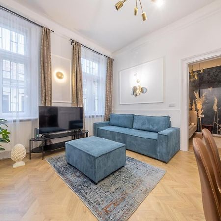 Sass Glamour Apartment Next To St Stephen Basilica S1 Budapest Exterior photo